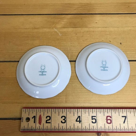 Utsuwakan by Maebata Mini 4" Christmas Candy Dish Small Saucer Plate Set of 2 - Picture 2 of 5